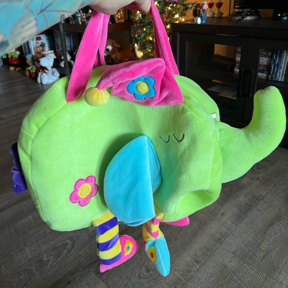 Adorable and unique elephant cloth bag! - Picture 2 of 5